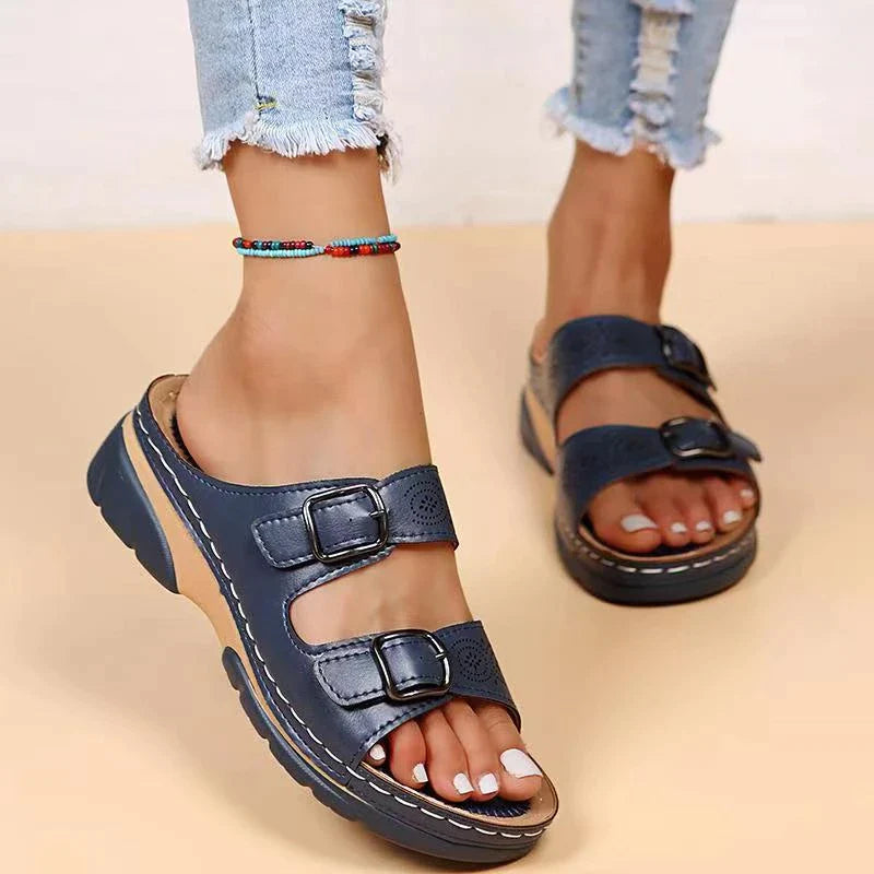Amelia Grace | Trendy og komfortable sandaler